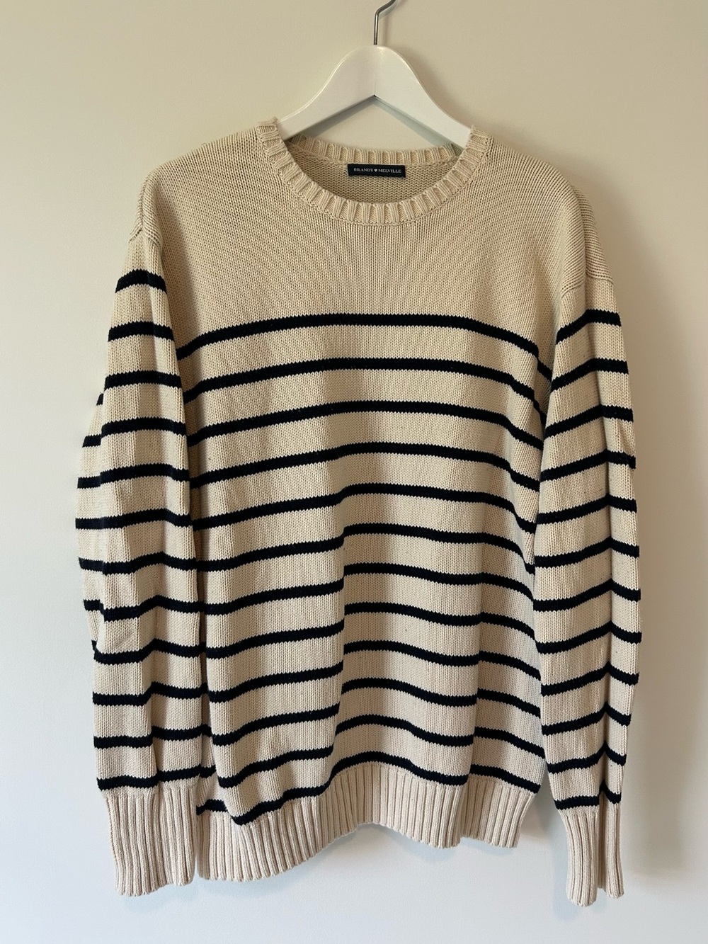 100% Cotton Brandy Melville Cream and Navy Crewneck Costal Cozy Sweater